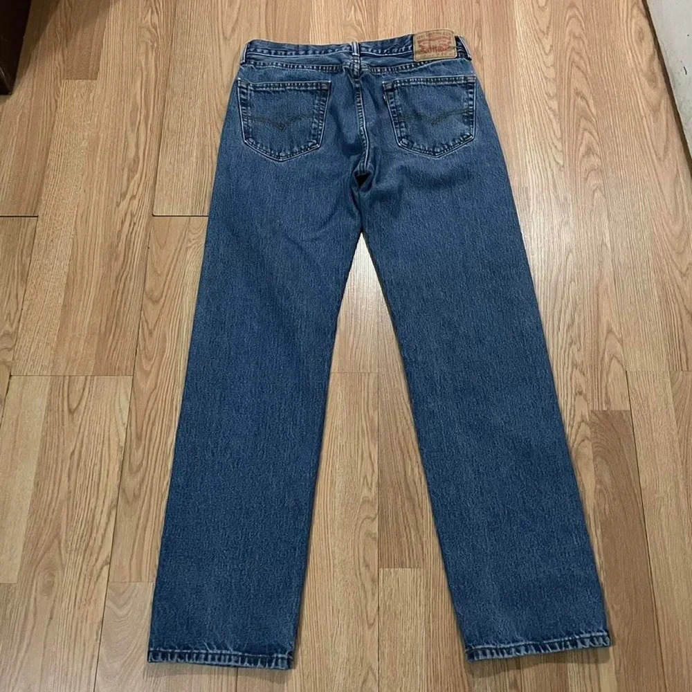 Levi's 505 Men’s 33x34 (32x33) Straight Fit Jeans Medium Blue Denim Classic